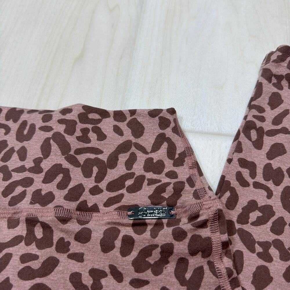 Bombshell Sportswear London Fog Cheetah Animal Print Scrunch Leggings Size XS - Picture 5 of 8